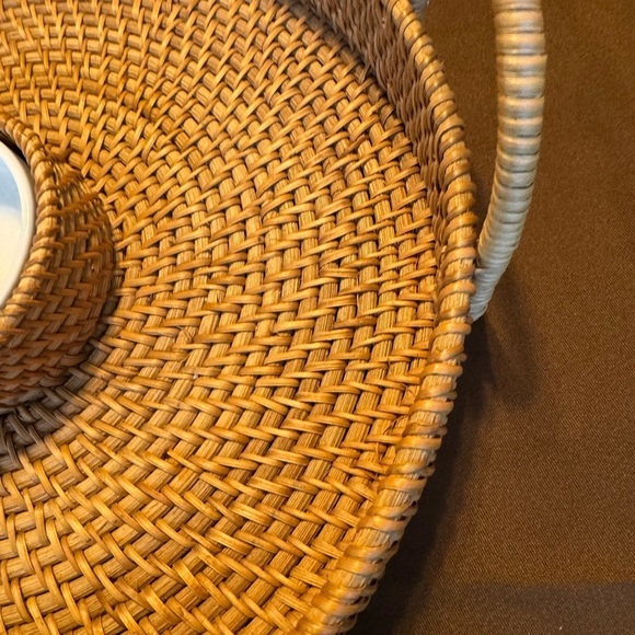 NWOT Beautiful Woven Basket Chips And Dip Bowl W/Handles  Party Fast Shipping - Picture 5 of 16